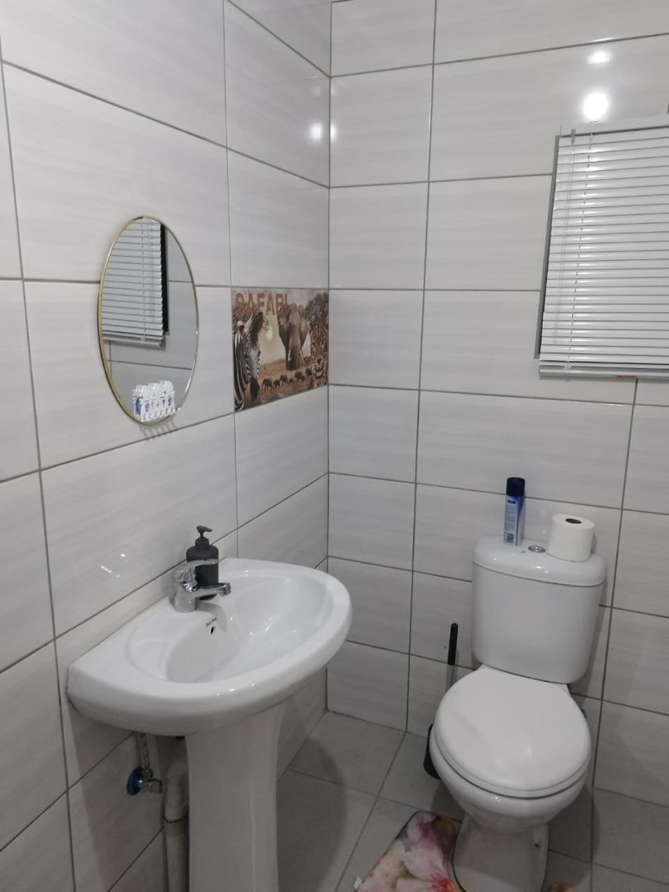 The Croc Guest House Спрингс Экстерьер фото